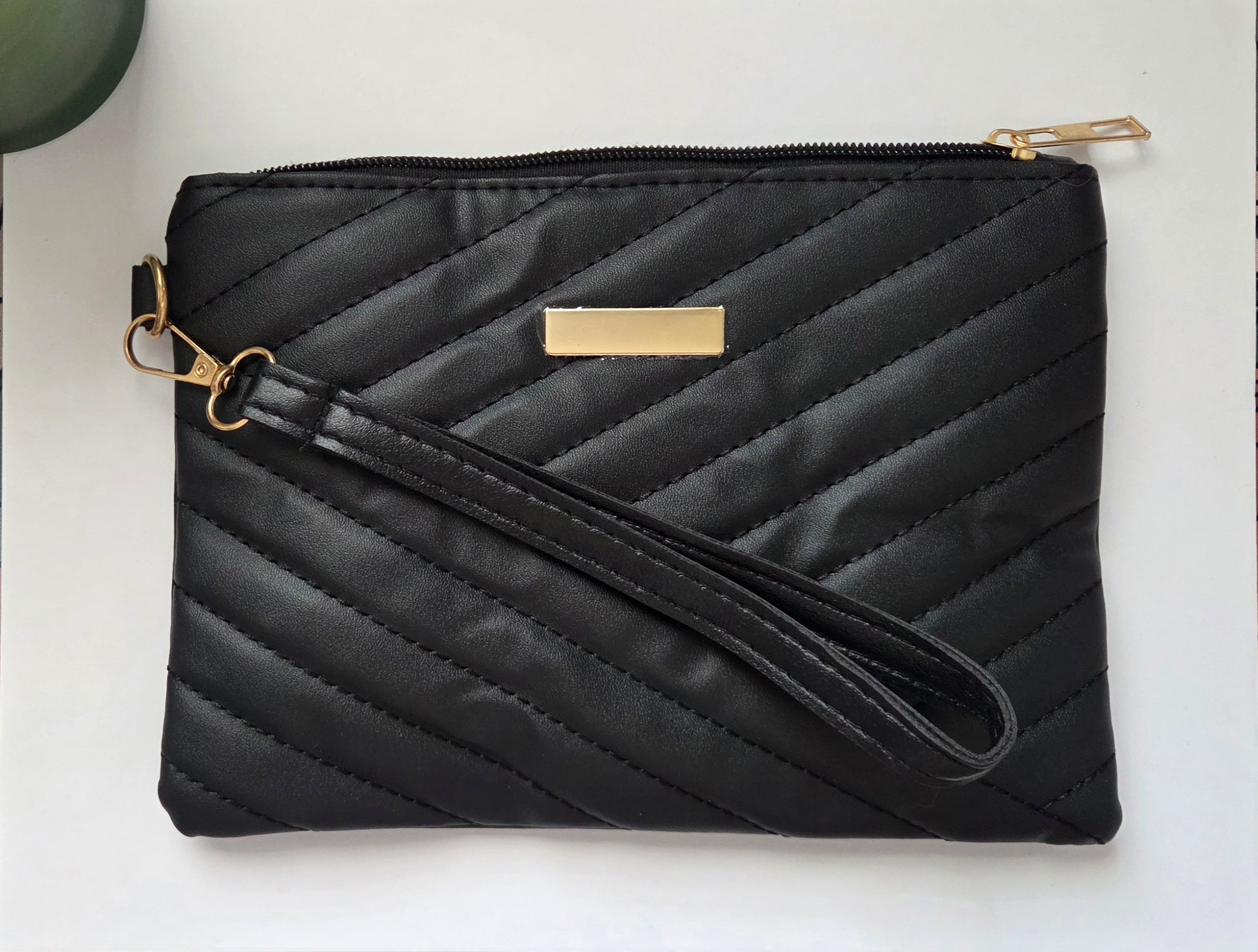 Quilted Wristlet Zipper Pouch